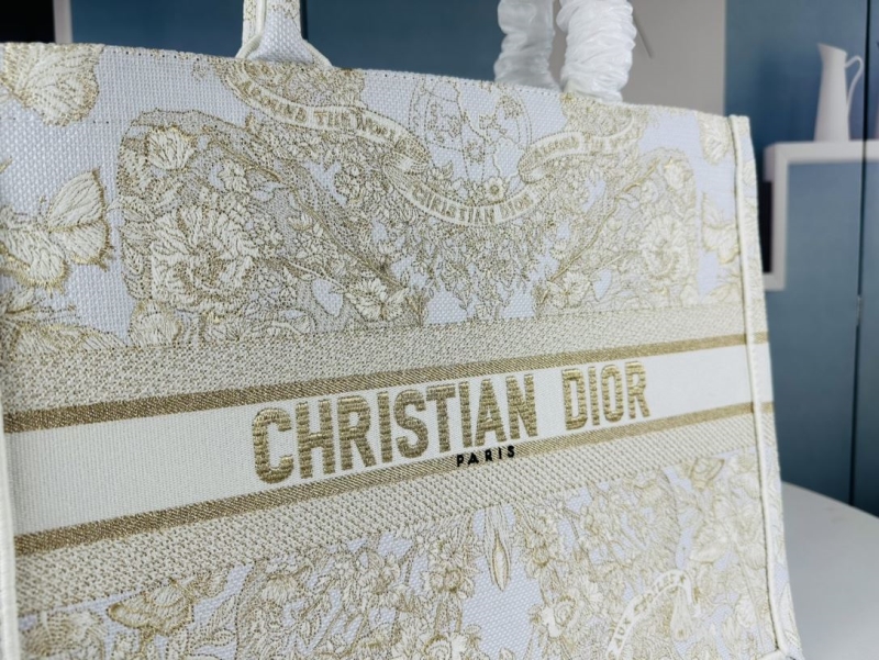 Dior Shopping Bags